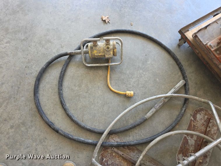 image for item EV2128 Concrete equipment