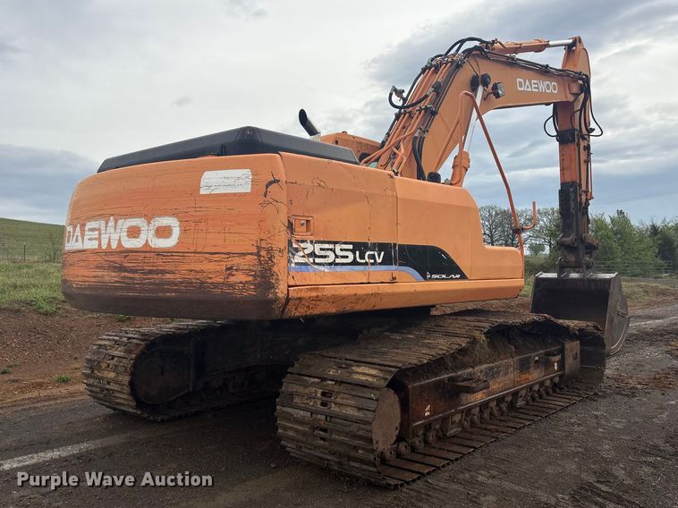 image for item EV2893 2009 Daewoo SOLAR255LC-V excavator