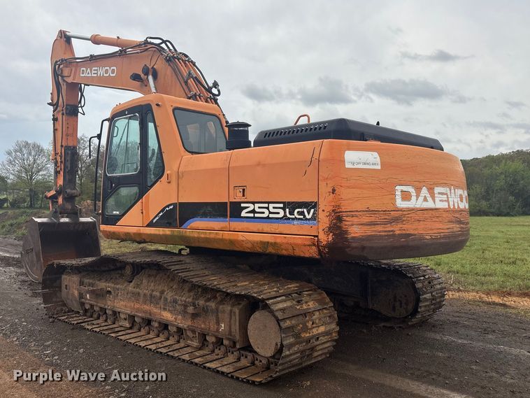 image for item EV2893 2009 Daewoo SOLAR255LC-V excavator