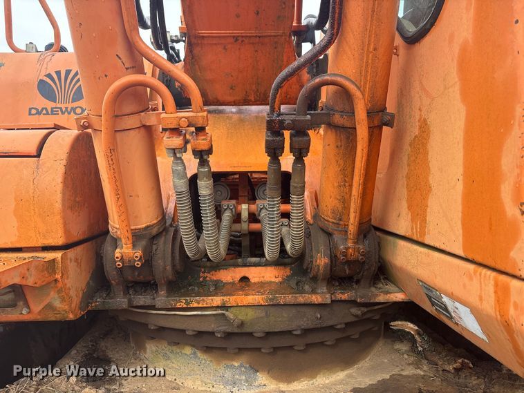 image for item EV2893 2009 Daewoo SOLAR255LC-V excavator