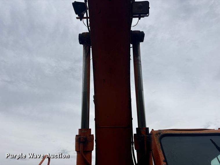 image for item EV2893 2009 Daewoo SOLAR255LC-V excavator