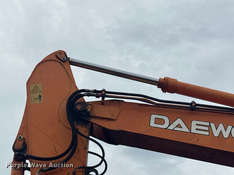 image for item EV2893 2009 Daewoo SOLAR255LC-V excavator