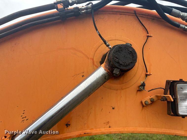 image for item EV2893 2009 Daewoo SOLAR255LC-V excavator