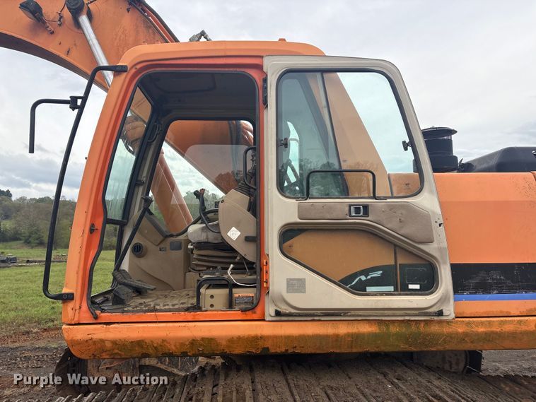 image for item EV2893 2009 Daewoo SOLAR255LC-V excavator