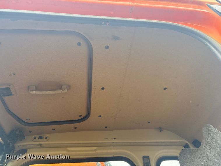 image for item EV2893 2009 Daewoo SOLAR255LC-V excavator