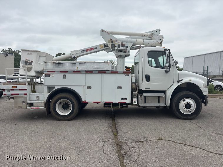 image for item EV2930 2009 Freightliner M2 Business Class bucket truck