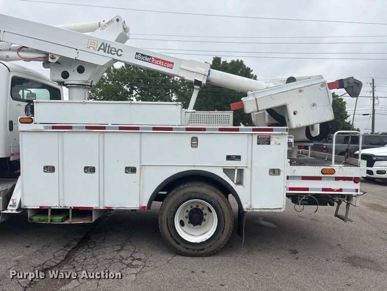 image for item EV2930 2009 Freightliner M2 Business Class bucket truck