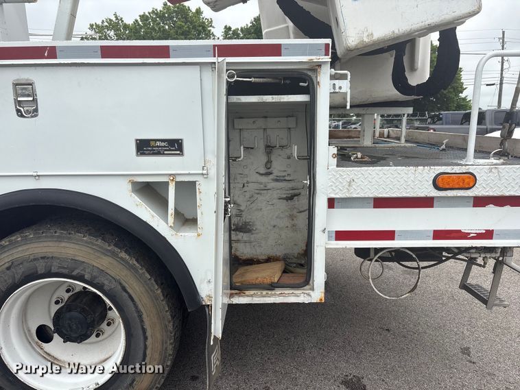 image for item EV2930 2009 Freightliner M2 Business Class bucket truck