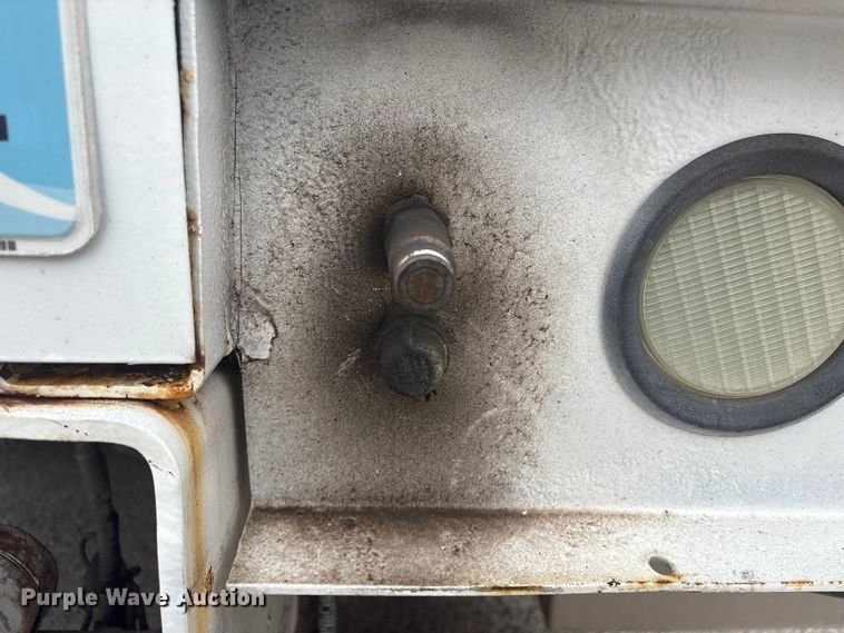 image for item EV2930 2009 Freightliner M2 Business Class bucket truck