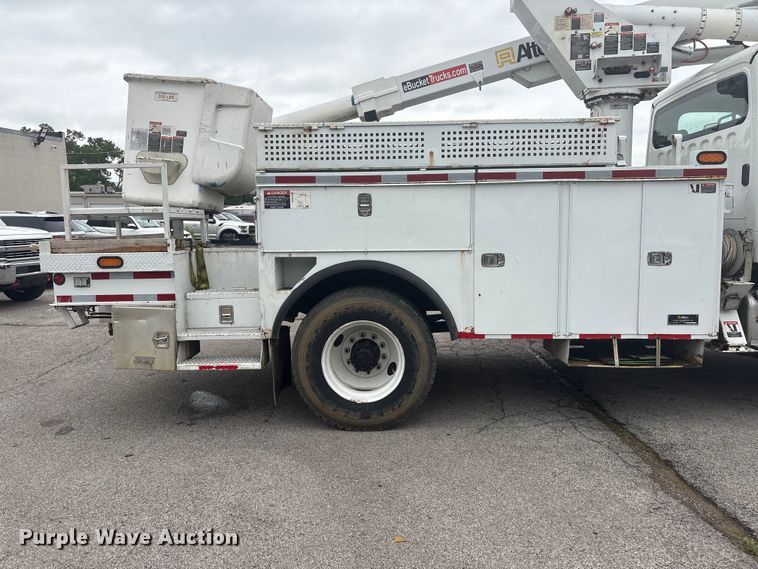 image for item EV2930 2009 Freightliner M2 Business Class bucket truck