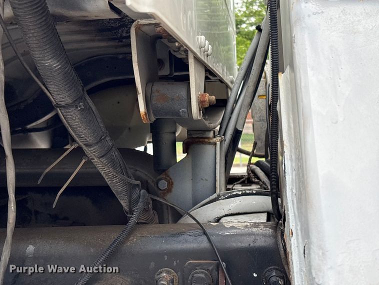 image for item EV2930 2009 Freightliner M2 Business Class bucket truck