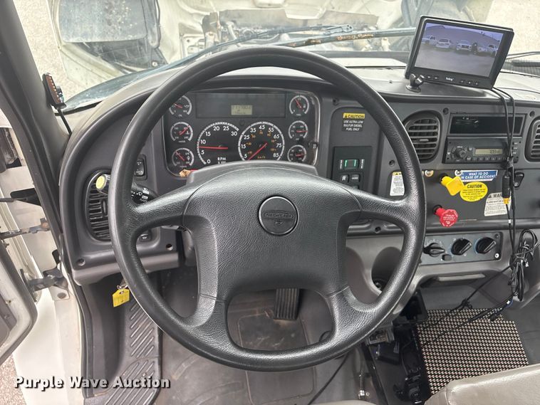 image for item EV2930 2009 Freightliner M2 Business Class bucket truck