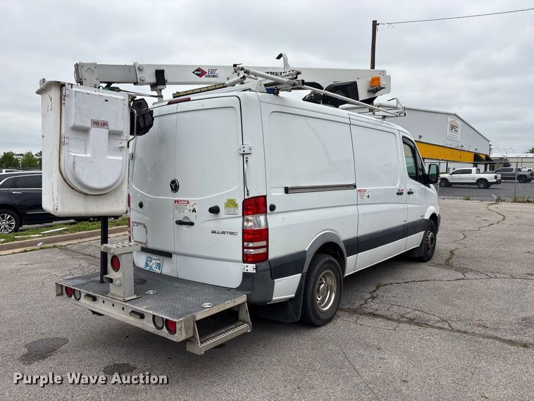 image for item EV2931 2015 Mercedes-benz Sprinter 3500  bucket van