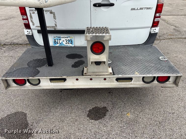 image for item EV2931 2015 Mercedes-benz Sprinter 3500  bucket van