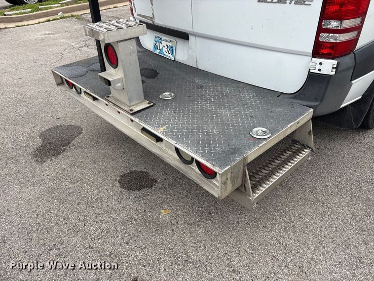 image for item EV2931 2015 Mercedes-benz Sprinter 3500  bucket van