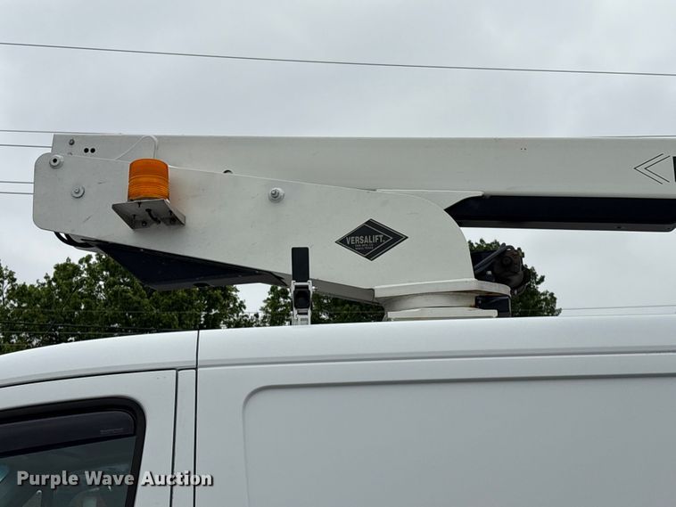 image for item EV2931 2015 Mercedes-benz Sprinter 3500  bucket van