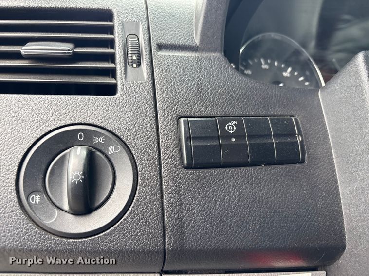 image for item EV2931 2015 Mercedes-benz Sprinter 3500  bucket van