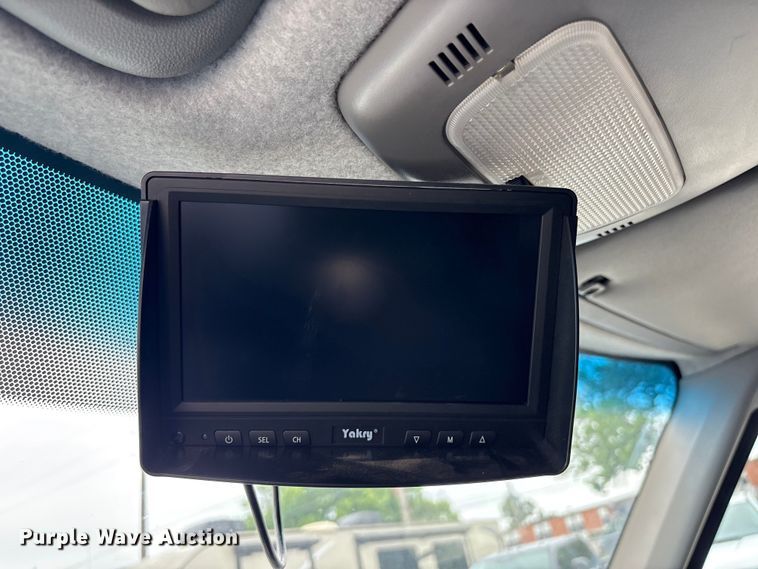 image for item EV2931 2015 Mercedes-benz Sprinter 3500  bucket van