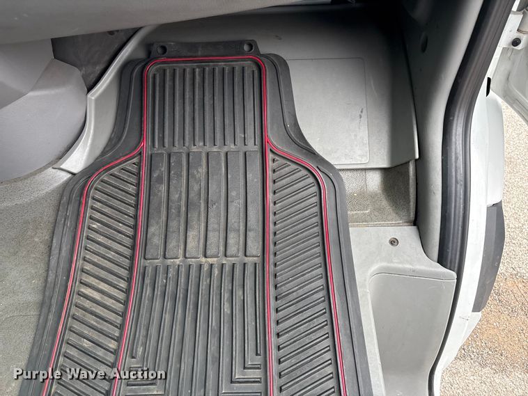 image for item EV2931 2015 Mercedes-benz Sprinter 3500  bucket van