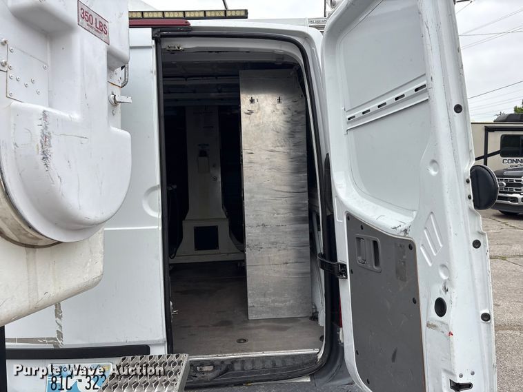 image for item EV2931 2015 Mercedes-benz Sprinter 3500  bucket van