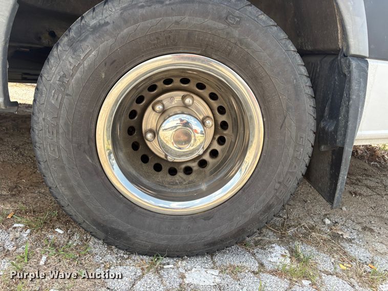 image for item EV2931 2015 Mercedes-benz Sprinter 3500  bucket van