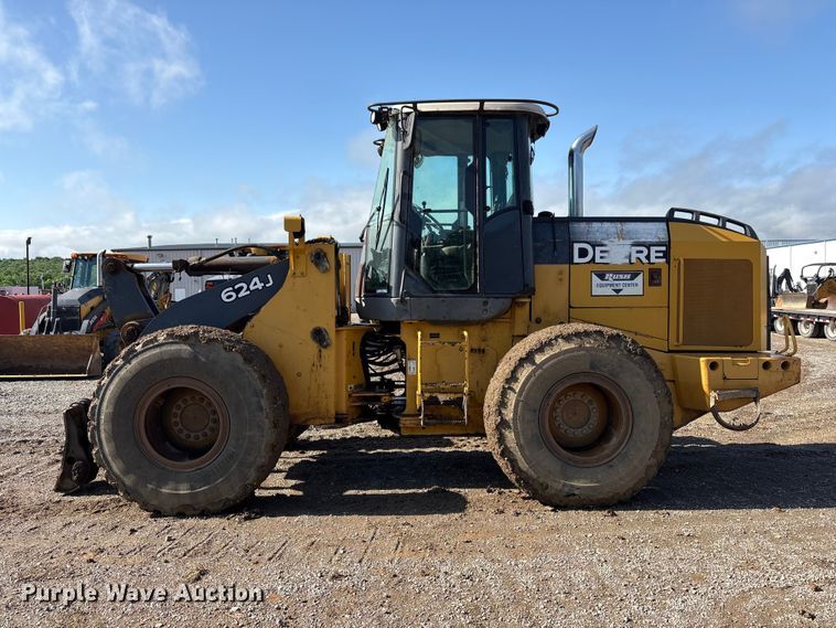 image for item EV2932 2006 John Deere 624J wheel loader