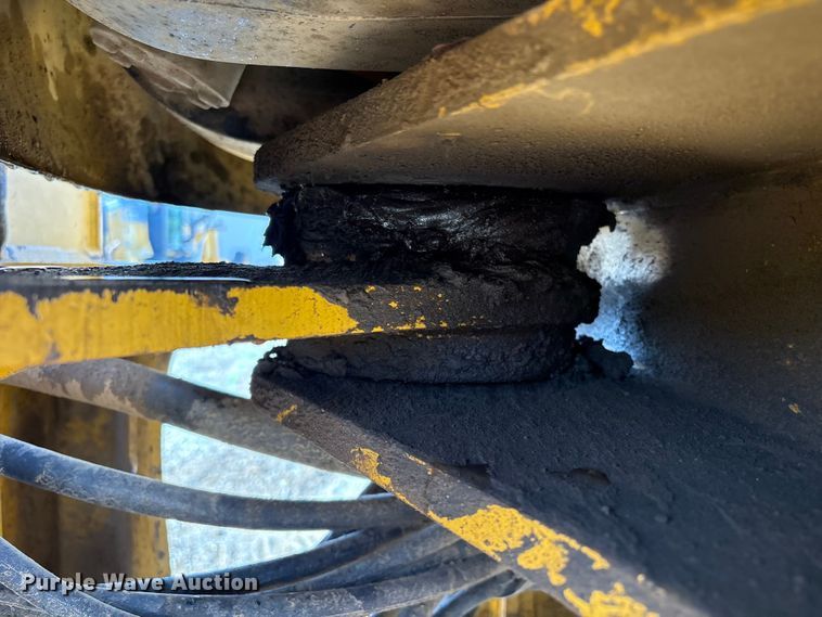 image for item EV2932 2006 John Deere 624J wheel loader