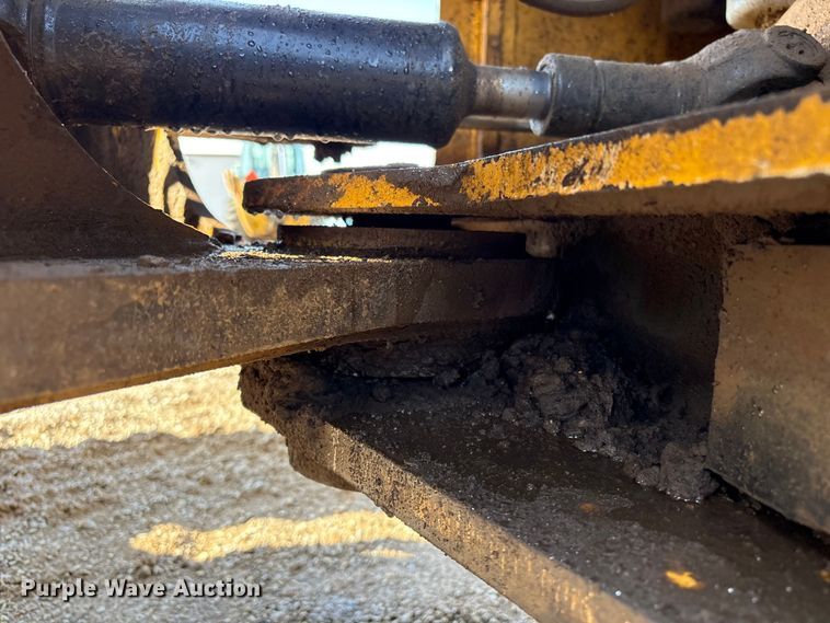 image for item EV2932 2006 John Deere 624J wheel loader