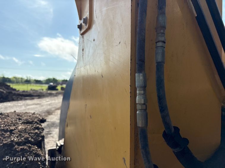 image for item EV2932 2006 John Deere 624J wheel loader