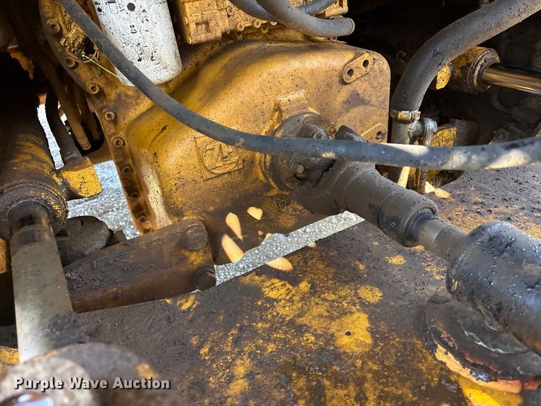 image for item EV2932 2006 John Deere 624J wheel loader