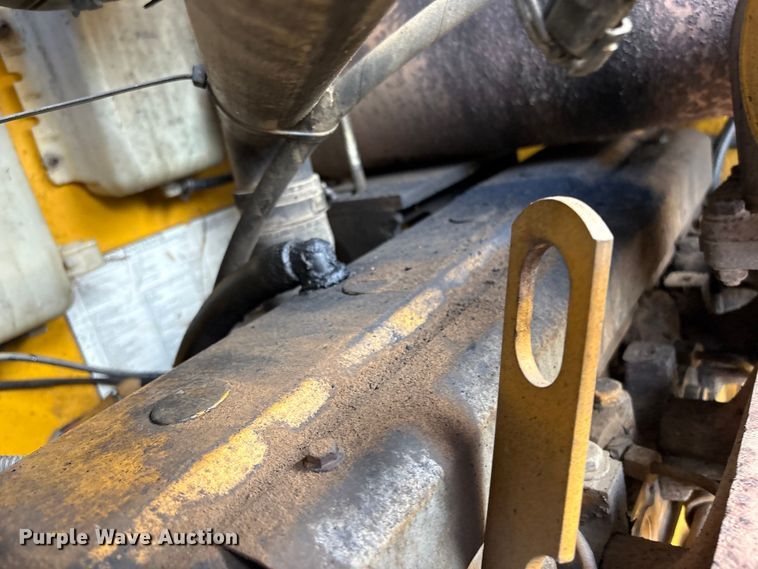 image for item EV2932 2006 John Deere 624J wheel loader