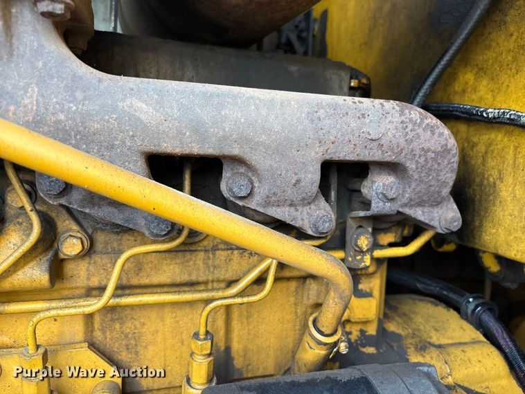 image for item EV2932 2006 John Deere 624J wheel loader