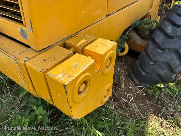 image for item EV2933 1988 Caterpillar IT28-B wheel loader