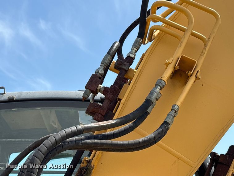image for item EV2934 2006 John Deere 135C RTS excavator
