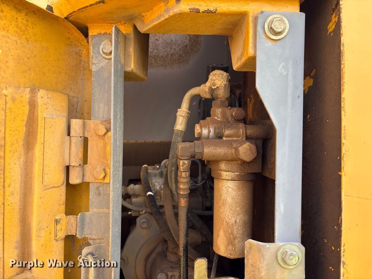 image for item EV2934 2006 John Deere 135C RTS excavator
