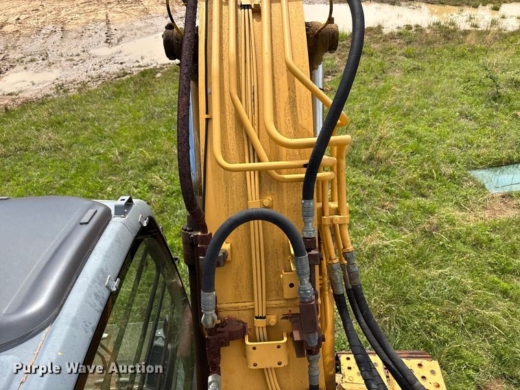 image for item EV2934 2006 John Deere 135C RTS excavator