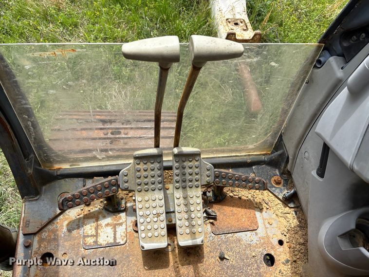 image for item EV2934 2006 John Deere 135C RTS excavator