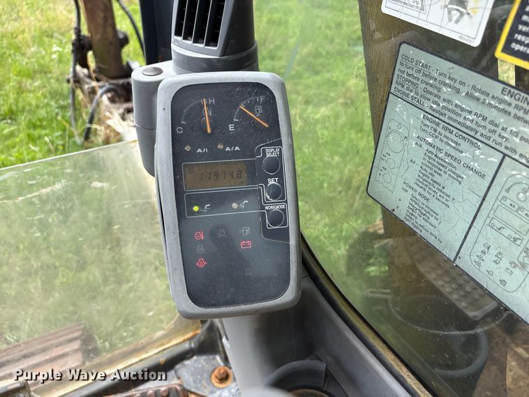 image for item EV2934 2006 John Deere 135C RTS excavator