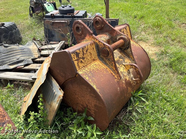 image for item EV2934 2006 John Deere 135C RTS excavator