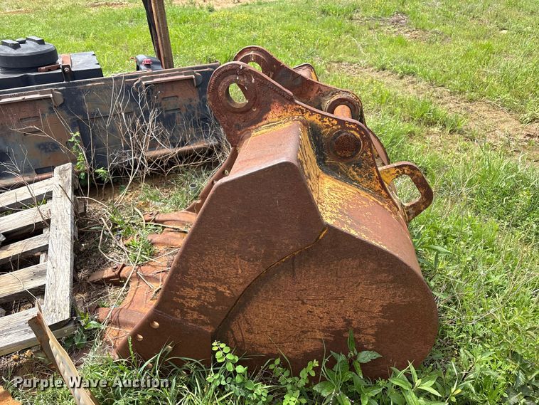 image for item EV2934 2006 John Deere 135C RTS excavator