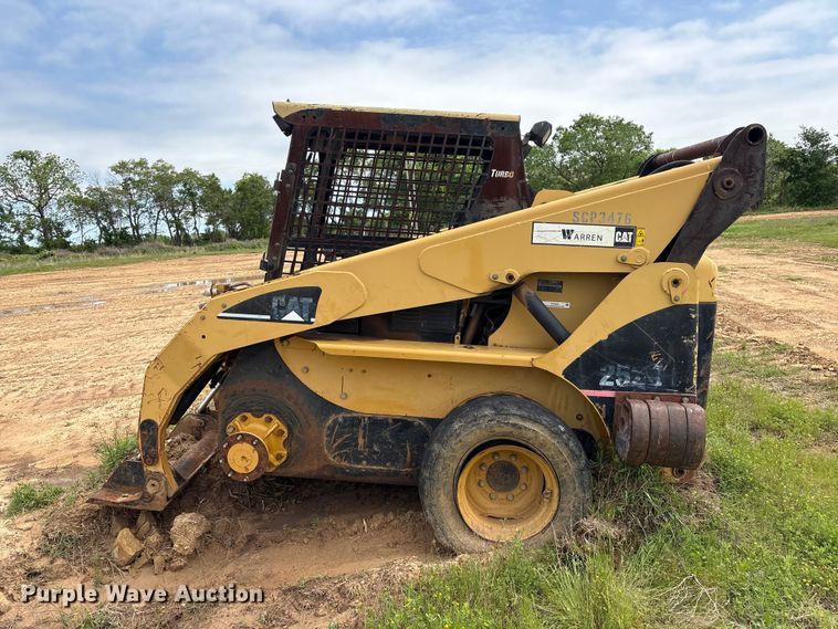 image for item EV2935 2006 Caterpillar 252B skid steer loader