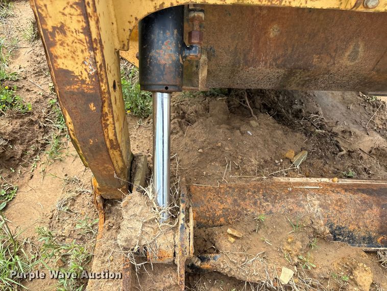 image for item EV2935 2006 Caterpillar 252B skid steer loader