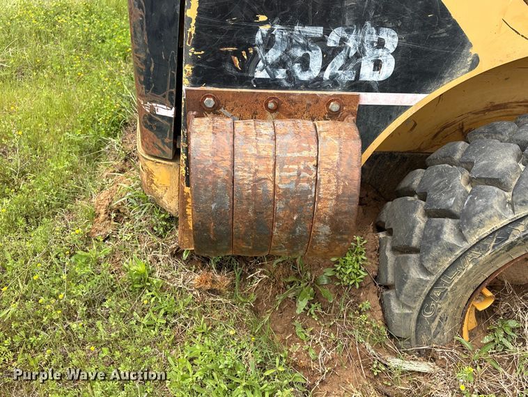 image for item EV2935 2006 Caterpillar 252B skid steer loader