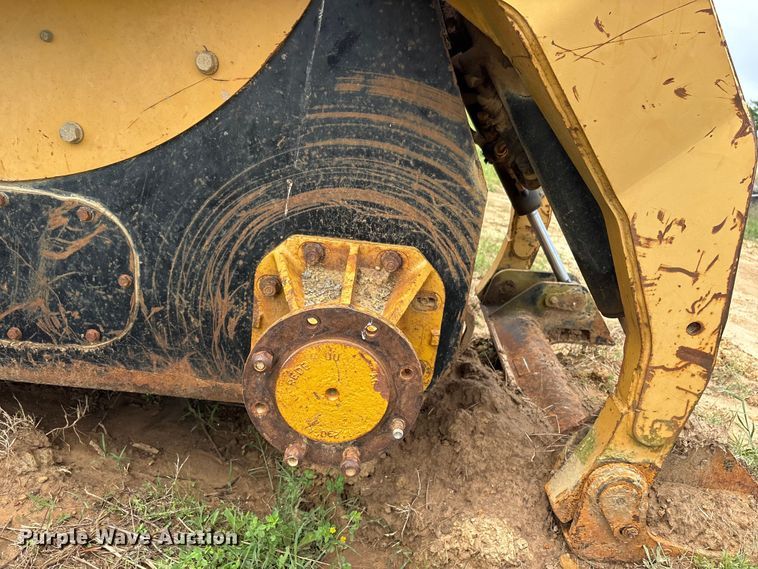 image for item EV2935 2006 Caterpillar 252B skid steer loader