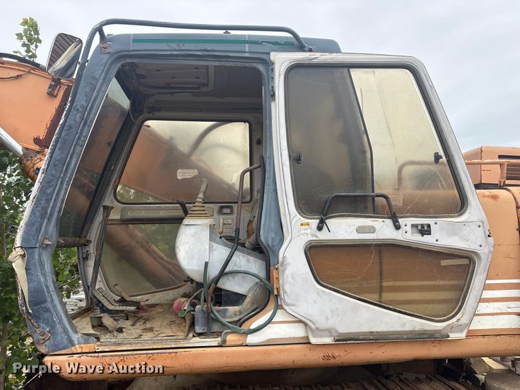 image for item EV2936 1998 Case 9030B excavator