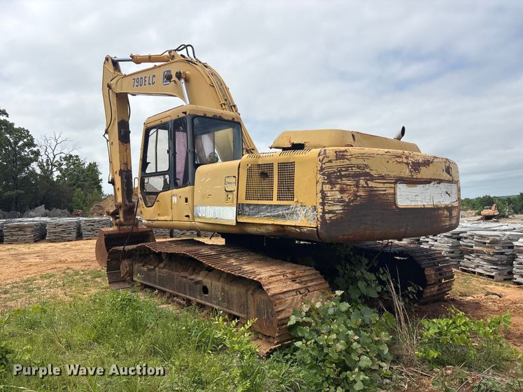 image for item EV2937 1994 790E LC excavator
