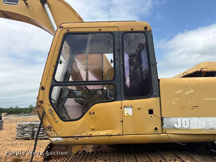 image for item EV2937 1994 790E LC excavator