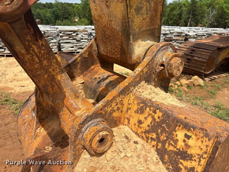 image for item EV2937 1994 790E LC excavator