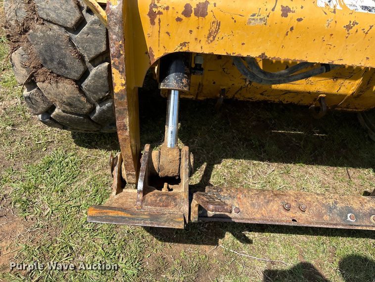 image for item EV2939 2015 Caterpillar 262D skid steer loader