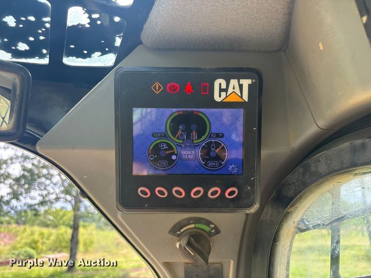 image for item EV2939 2015 Caterpillar 262D skid steer loader
